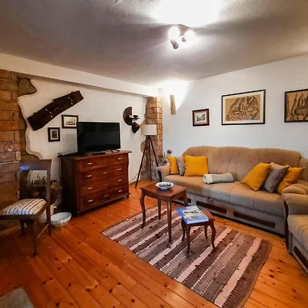 Beautiful In With Wifi Lovran